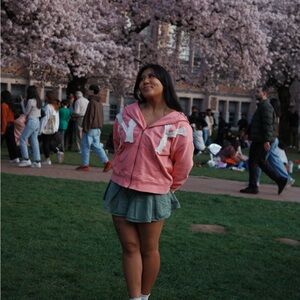 Army green skirt fits size m